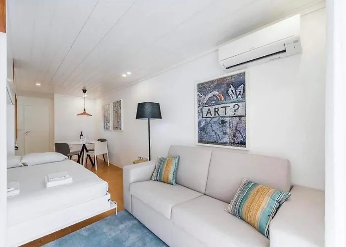 Lägenhet Bright In The Heart Of By Great&cosy Oporto