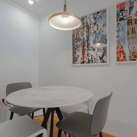 Bright In The Heart Of By Great&cosy Porto