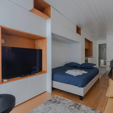 Bright In The Heart Of By Great&cosy Porto